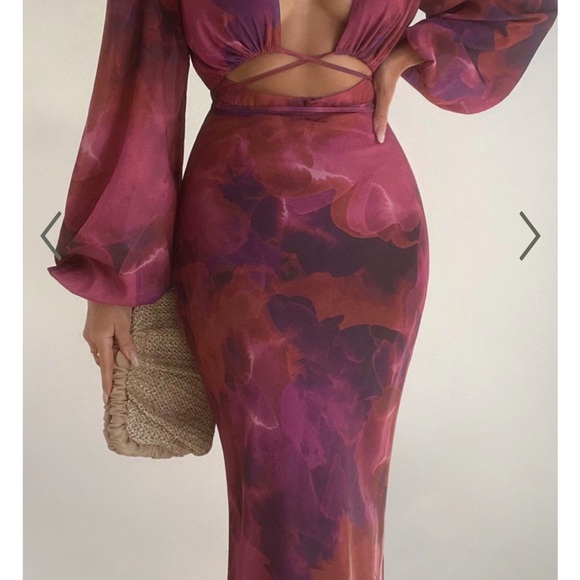 Showpo. Dresses & Skirts - Showpo Multicolor Long Sleeve Dress